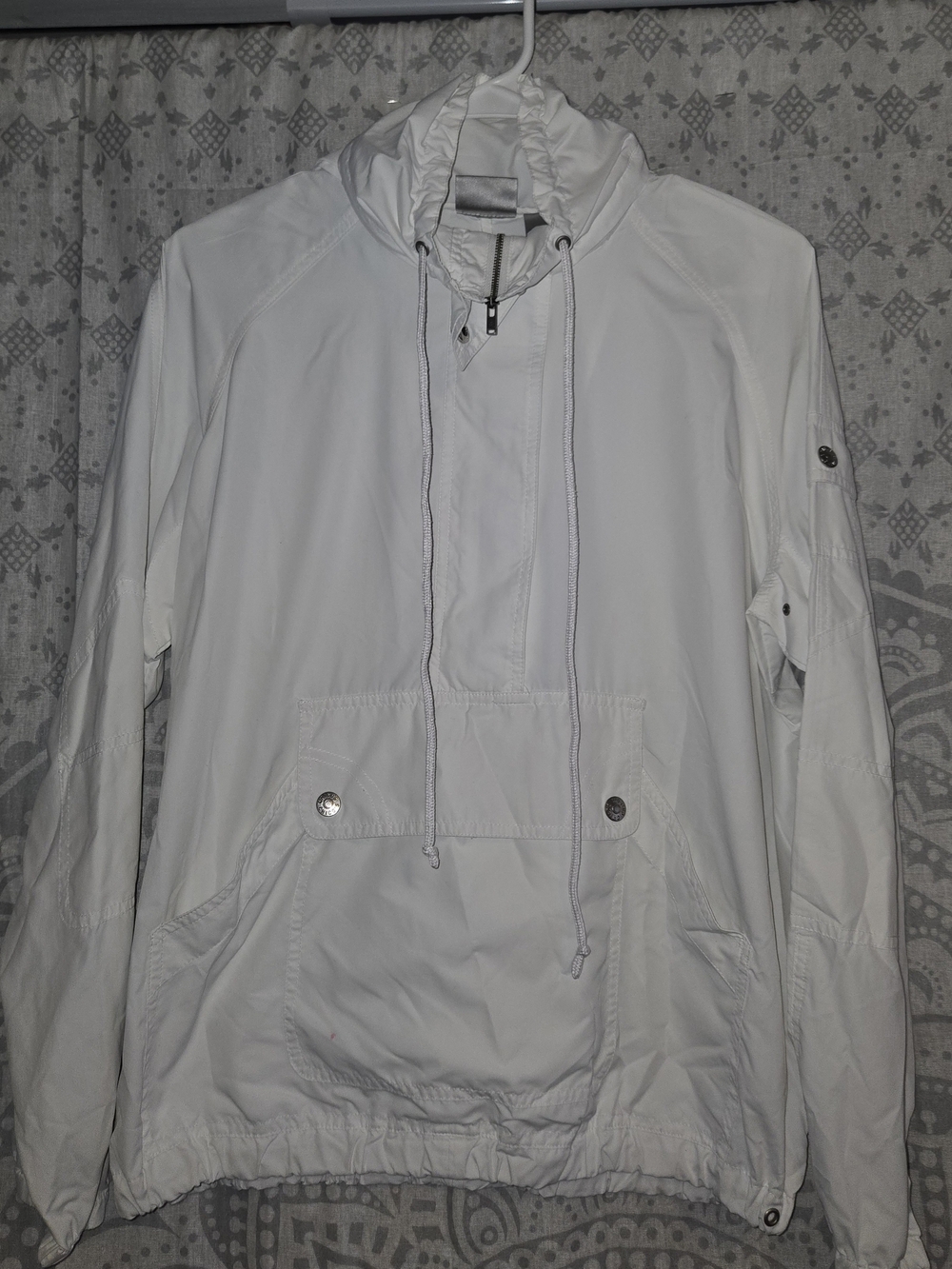 Woman's White Hooded Pullover Jacket - Chico Brand